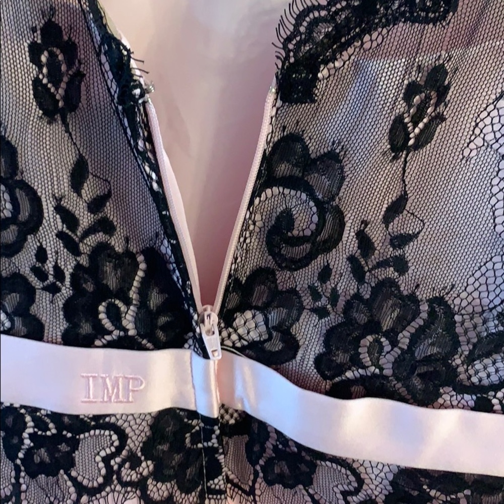 Dress - Picture 3 of 4